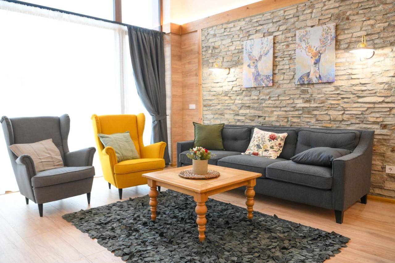 Villa Raphael Near The Pirin Golf Resort บันสโก ภายนอก รูปภาพ