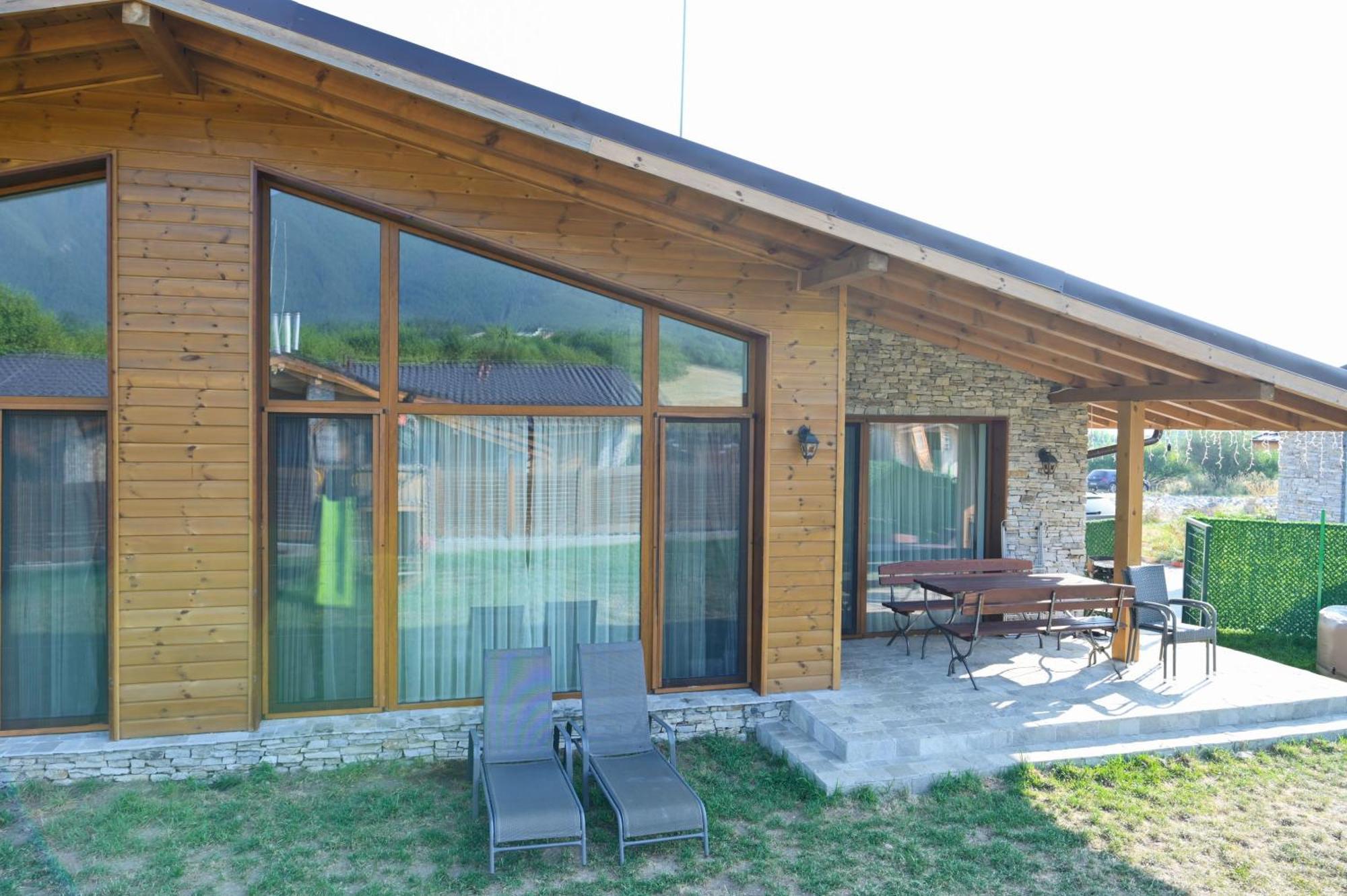 Villa Raphael Near The Pirin Golf Resort บันสโก ภายนอก รูปภาพ