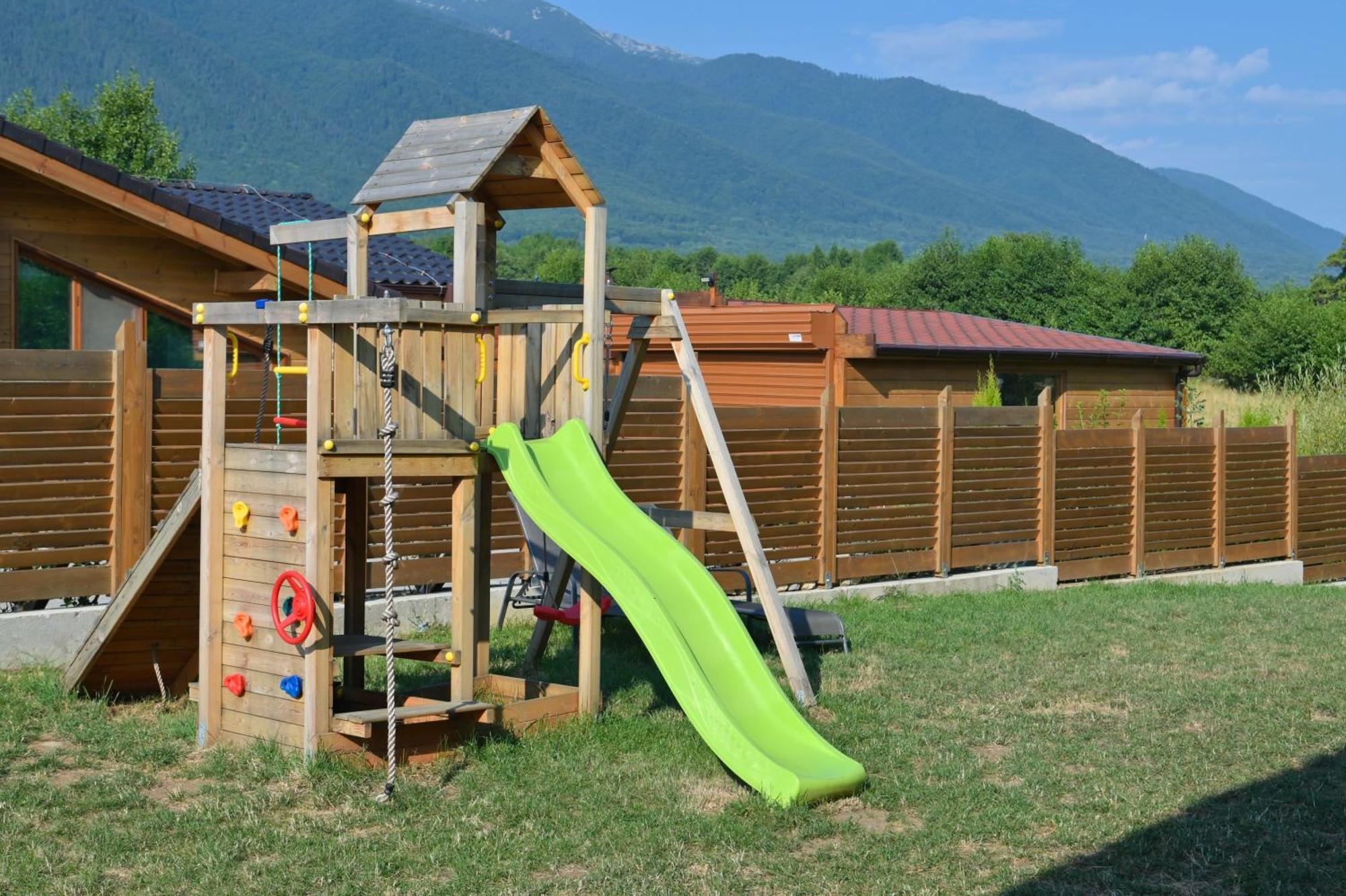 Villa Raphael Near The Pirin Golf Resort บันสโก ภายนอก รูปภาพ
